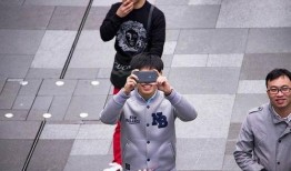 抖音网红街拍吃瓜视频是真的吗,真相还是炒作？